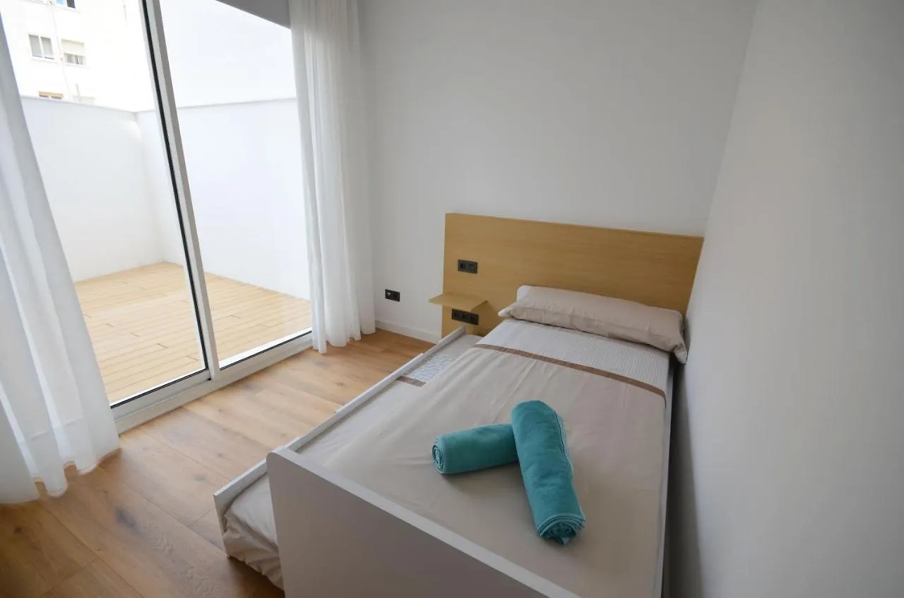 Suites Port 坎布里尔斯 公寓