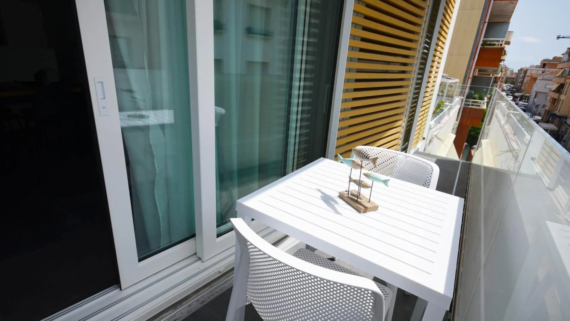 Suites Port 坎布里尔斯 公寓
