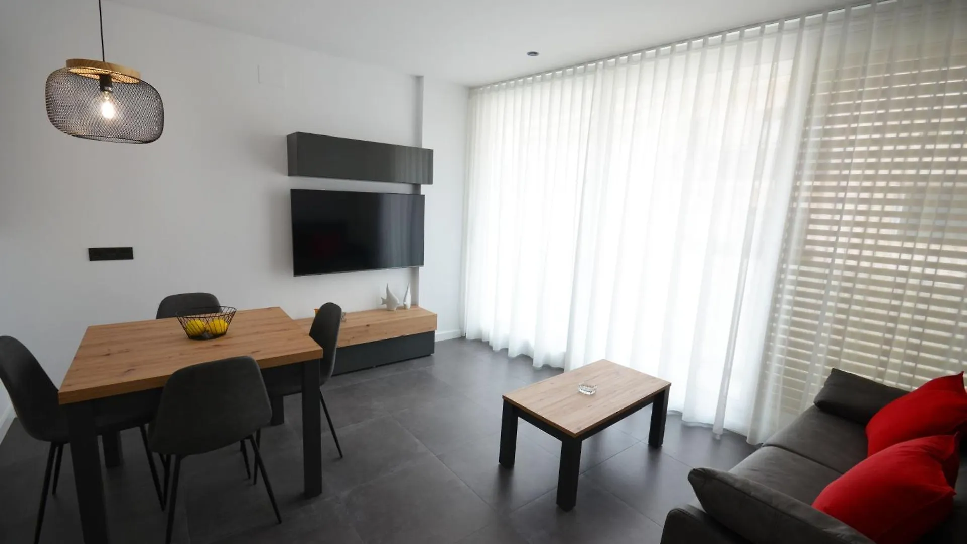 Suites Port 坎布里尔斯